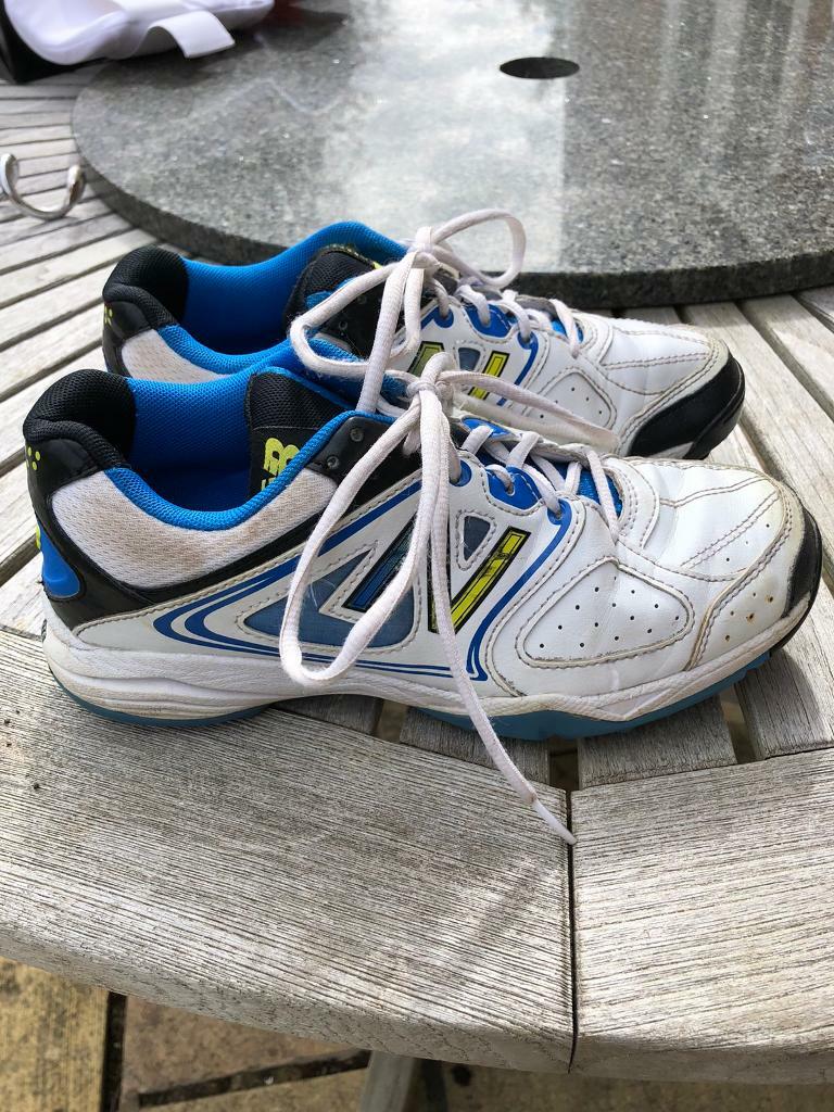 Balance Cricket trainers, size UK 4.5 